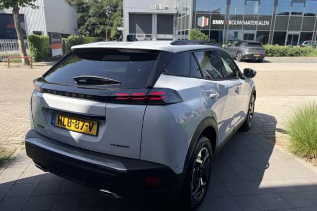 Peugeot 2008 (2025) thumbnail 5