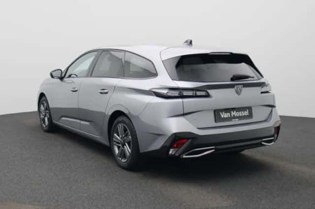Peugeot 308 (2023) thumbnail 2