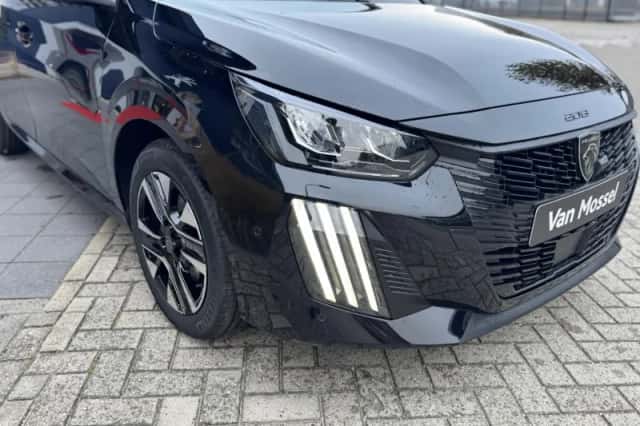 Peugeot 208 (2025) thumbnail 6