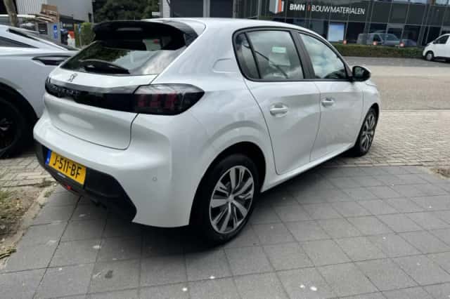 Peugeot 208 (2020) thumbnail 5