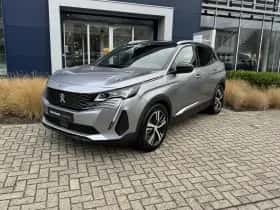 Peugeot 3008 (2023) thumbnail 3