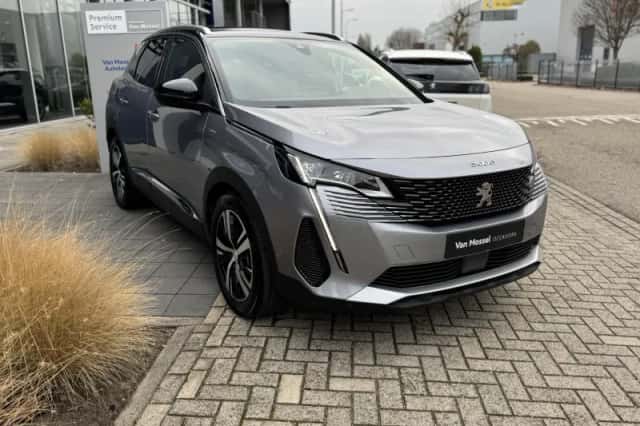 Peugeot 3008 (2023) thumbnail 5