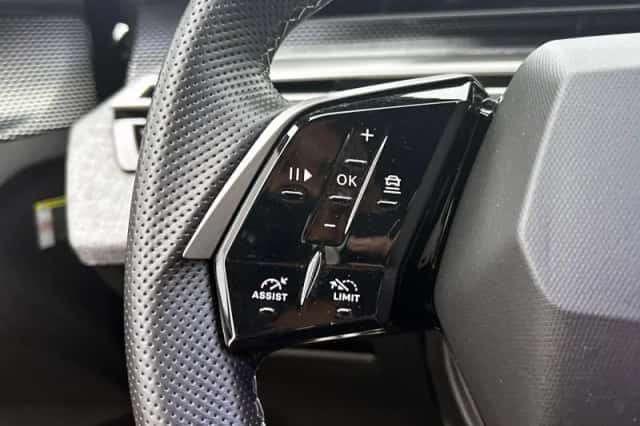 Peugeot 3008 (2025) thumbnail 6