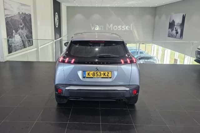 Peugeot 2008 (2021) thumbnail 6