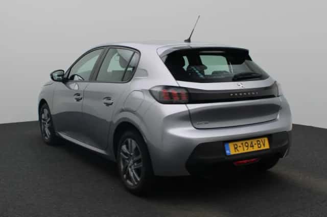 Peugeot 208 (2022) thumbnail 3