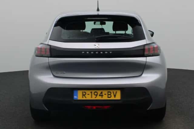 Peugeot 208 (2022) thumbnail 6