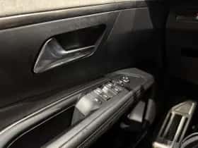 Peugeot 3008 (2022) thumbnail 15