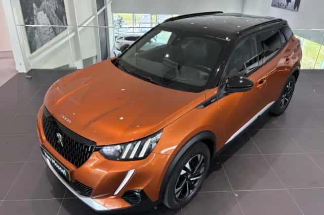 Peugeot 2008 (2021) thumbnail 3