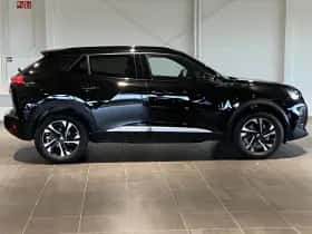 Peugeot e-2008 (2023) thumbnail 4