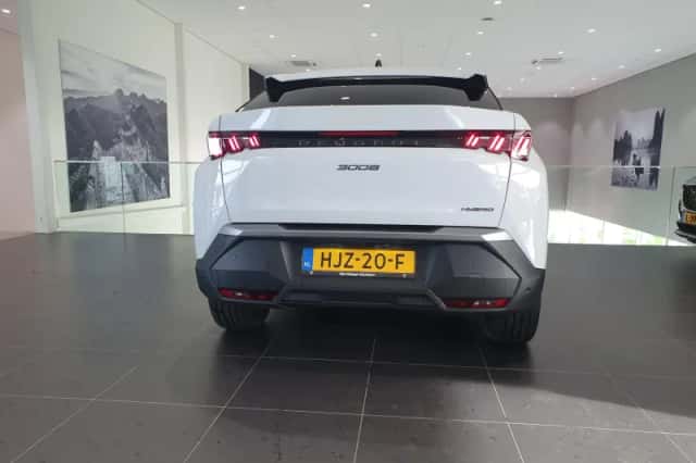 Peugeot 3008 (2025) thumbnail 5
