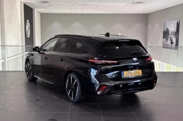 Peugeot e-308 (2025) thumbnail 3