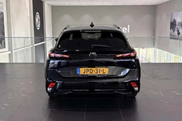 Peugeot e-308 (2025) thumbnail 4