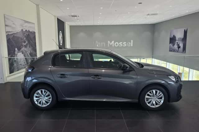 Peugeot 208 (2023) thumbnail 4