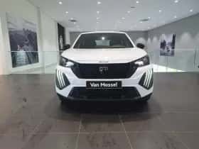 Peugeot 2008 (2024) thumbnail 2