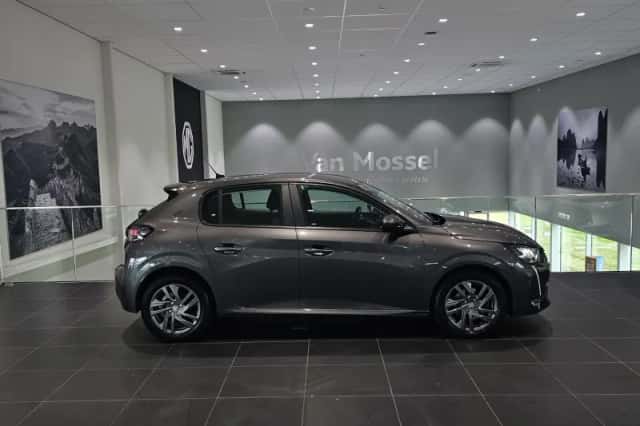 Peugeot 208 (2021) thumbnail 5