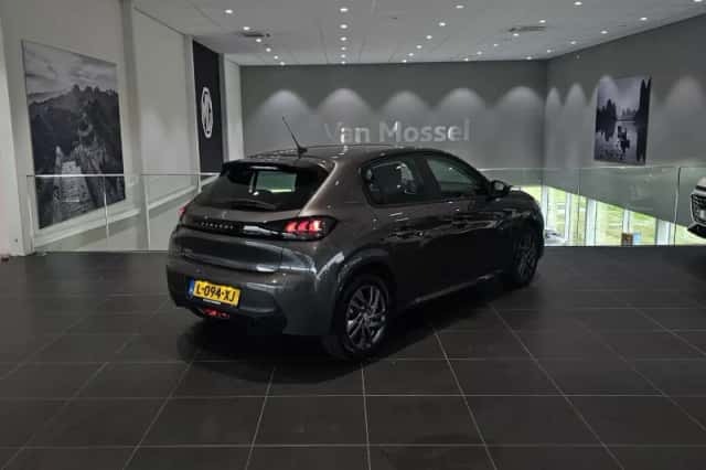 Peugeot 208 (2021) thumbnail 6