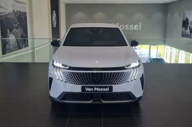 Peugeot 3008 (2025) thumbnail 3