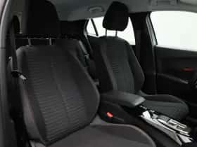Peugeot e-2008 (2022) thumbnail 32