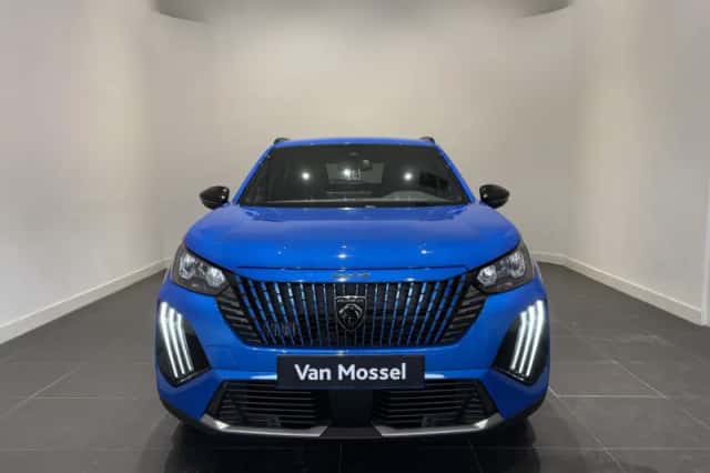 Peugeot 2008 (2024) thumbnail 2