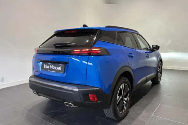 Peugeot 2008 (2024) thumbnail 4