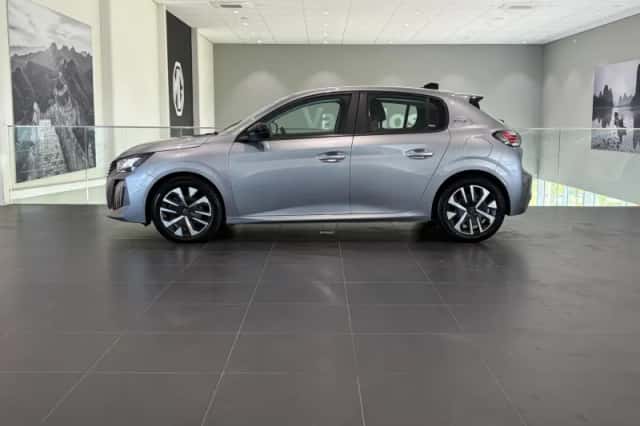 Peugeot 208 (2025) thumbnail 3