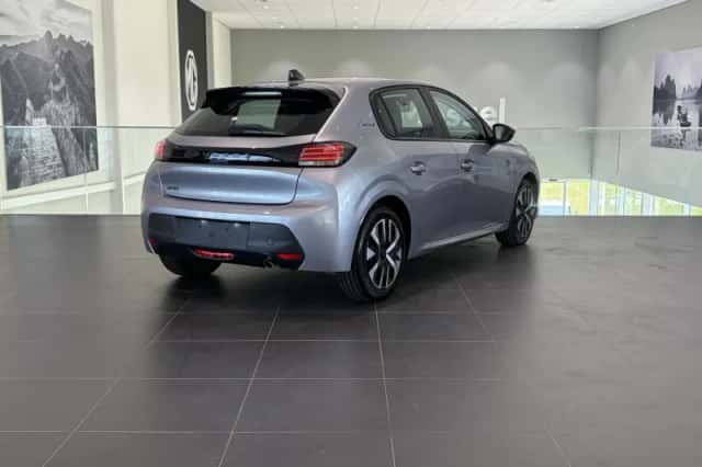 Peugeot 208 (2025) thumbnail 6