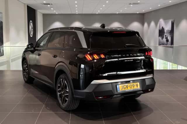 Peugeot 5008 (2025) thumbnail 3