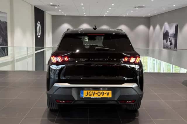 Peugeot 5008 (2025) thumbnail 4
