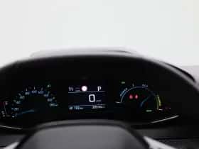Peugeot e-2008 (2023) thumbnail 8