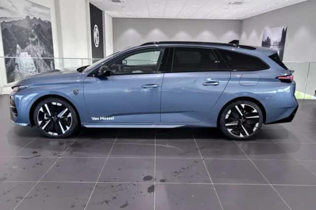 Peugeot 308 (2025) thumbnail 3