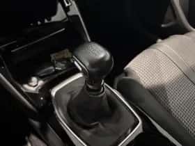 Peugeot 2008 (2023) thumbnail 18