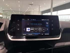 Peugeot 2008 (2023) thumbnail 20