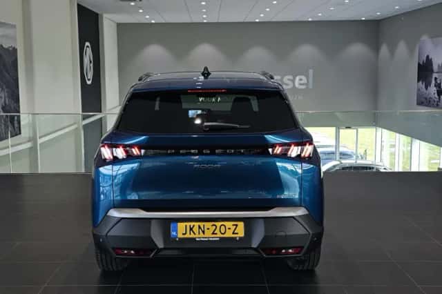 Peugeot 5008 (2025) thumbnail 6