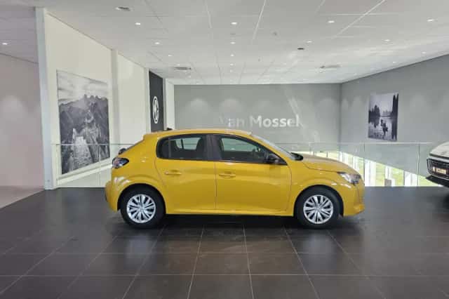 Peugeot 208 (2022) thumbnail 5