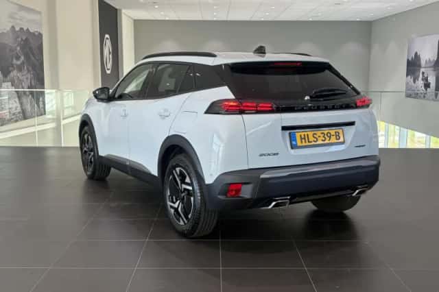 Peugeot 2008 (2025) thumbnail 4