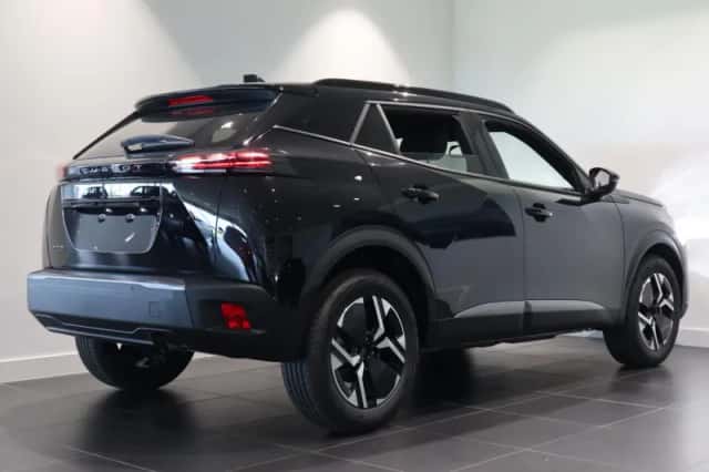 Peugeot 2008 (2024) thumbnail 4