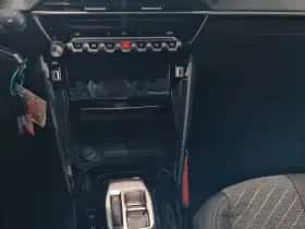 Peugeot 208 (2025) thumbnail 18