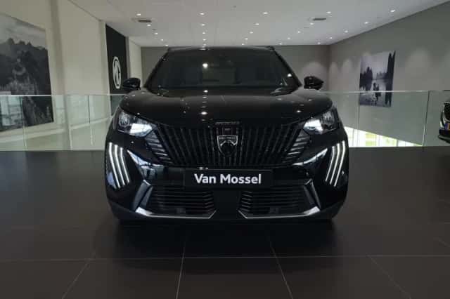 Peugeot 2008 (2024) thumbnail 2