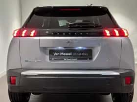 Peugeot e-2008 (2023) thumbnail 4