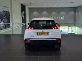 Peugeot 2008 (2021) thumbnail 6