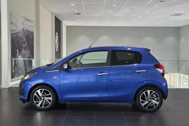 Peugeot 108 (2021) thumbnail 3