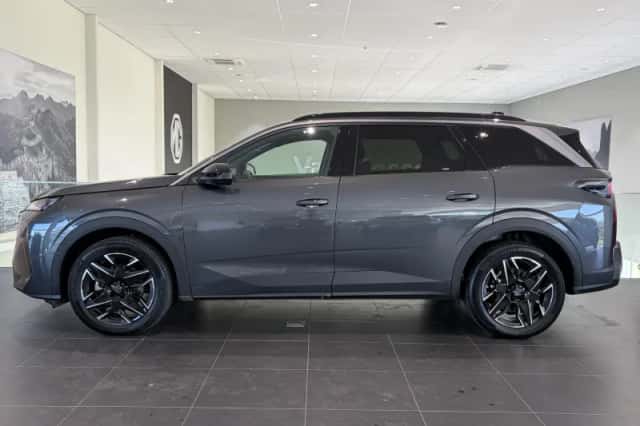 Peugeot 5008 (2025) thumbnail 4