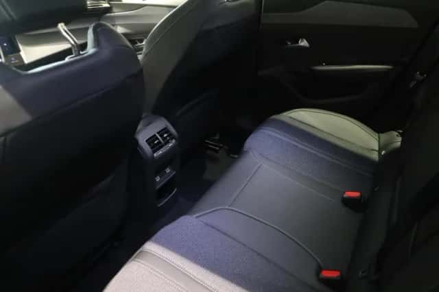 Peugeot e-308 (2024) thumbnail 6