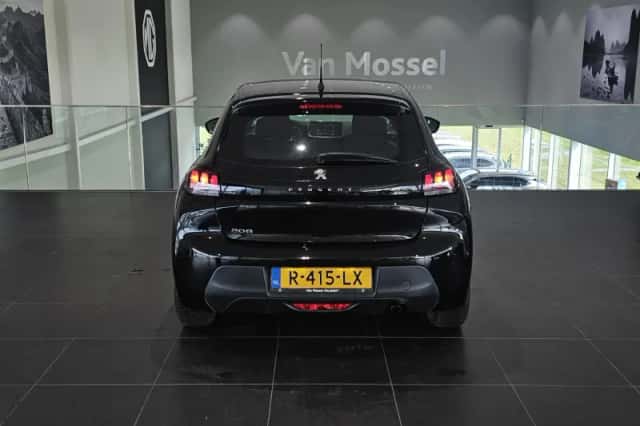 Peugeot 208 (2022) thumbnail 5