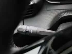 Peugeot e-208 (2022) thumbnail 21
