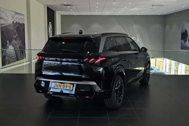 Peugeot E-5008 (2025) thumbnail 5