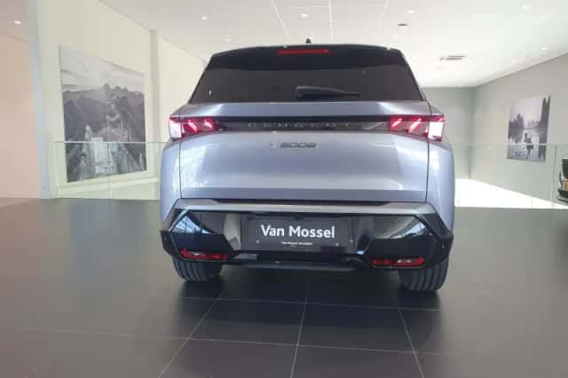 Peugeot E-5008 (2025) thumbnail 5