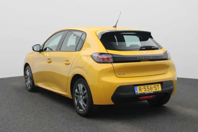 Peugeot 208 (2022) thumbnail 2