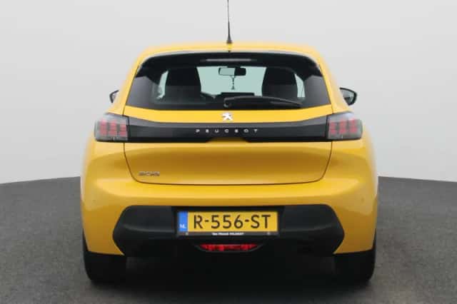 Peugeot 208 (2022) thumbnail 5
