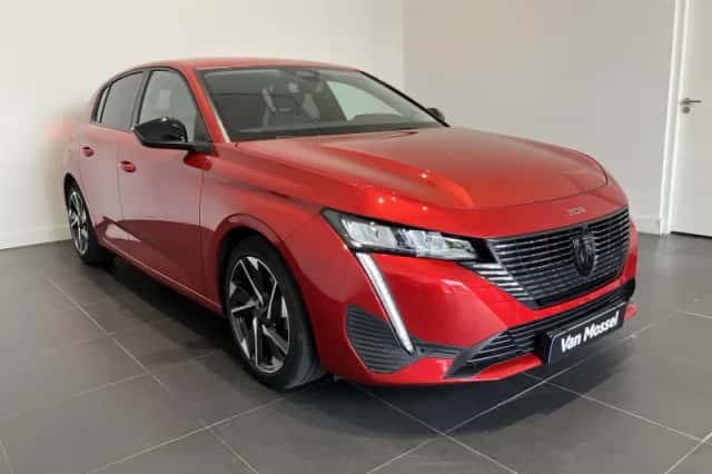 Peugeot 308 (2022) thumbnail 3